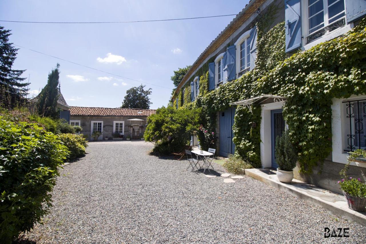 Centre De Bien-Etre Et Ses Chambres D'Hote Villeneuve-de-Riviere Екстер'єр фото