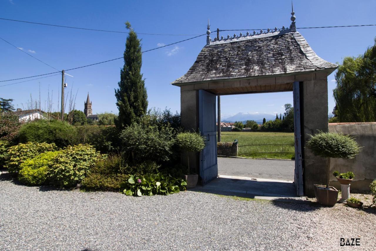 Centre De Bien-Etre Et Ses Chambres D'Hote Villeneuve-de-Riviere Екстер'єр фото